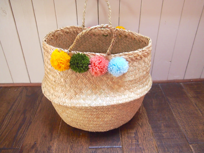 Natural Seagrass Belly Basket with PomPoms